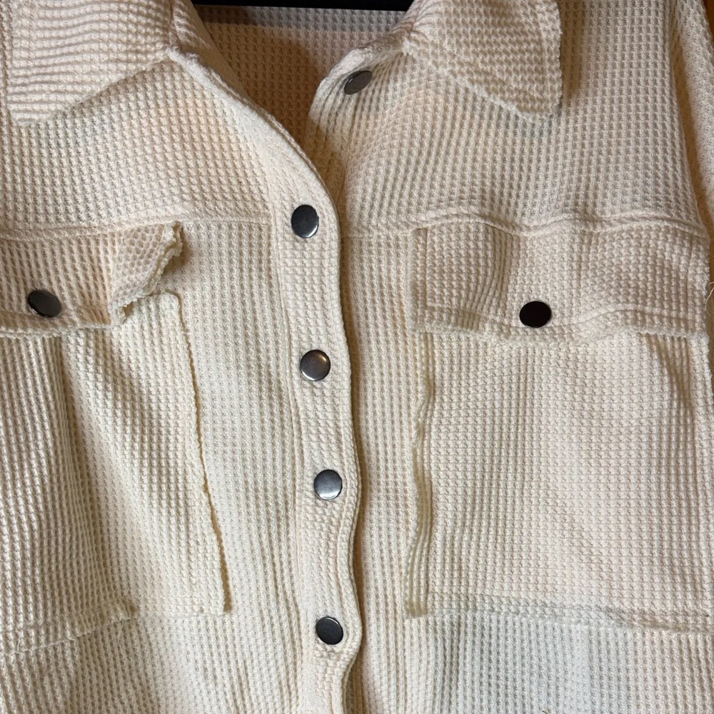 POL Cream Waffle Textured Women's Jean Jacket - Picture 5 of 7